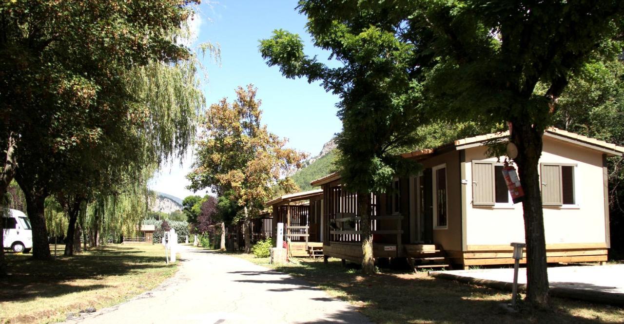 Camping Du Lac Saint-Julien-du-Verdon Exterior foto