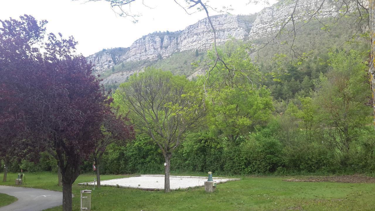 Camping Du Lac Saint-Julien-du-Verdon Exterior foto