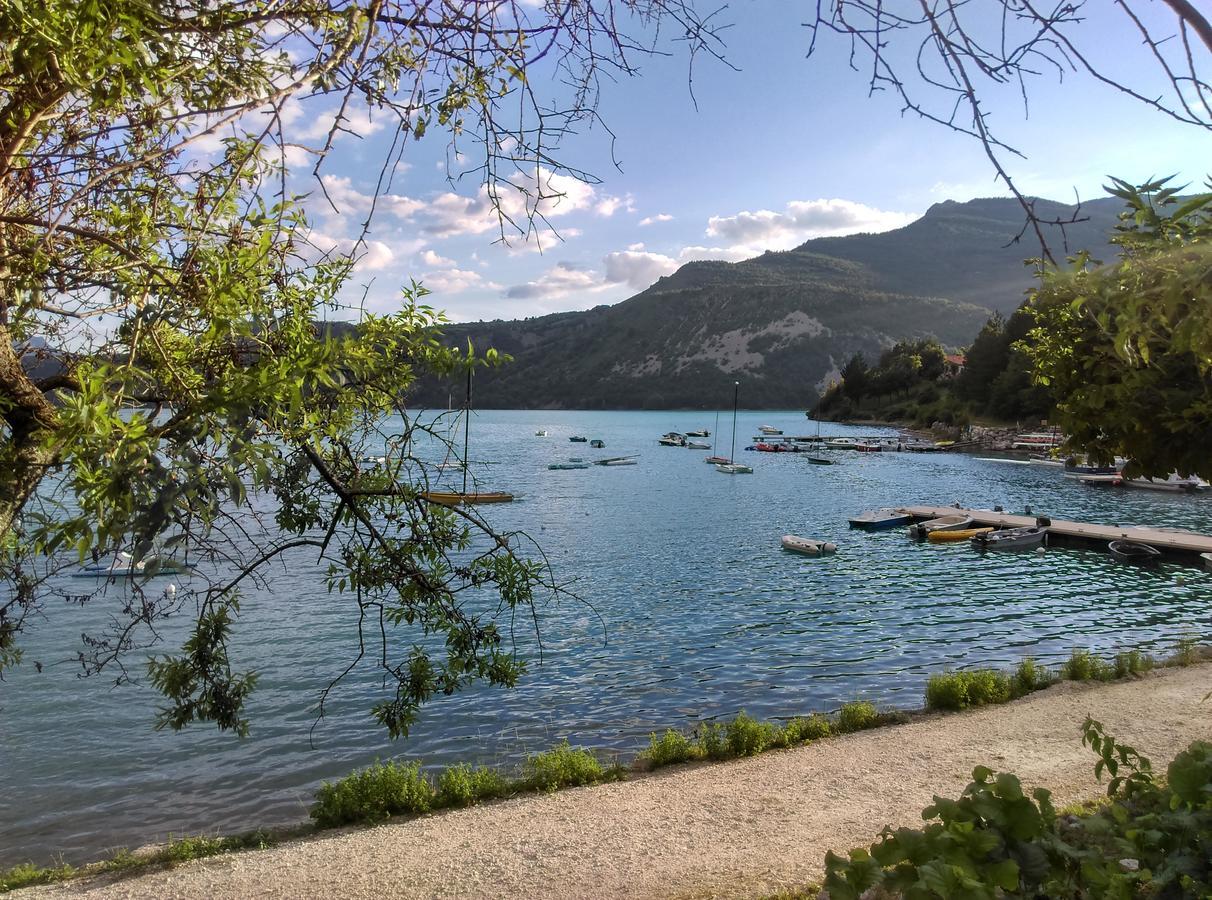 Camping Du Lac Saint-Julien-du-Verdon Exterior foto